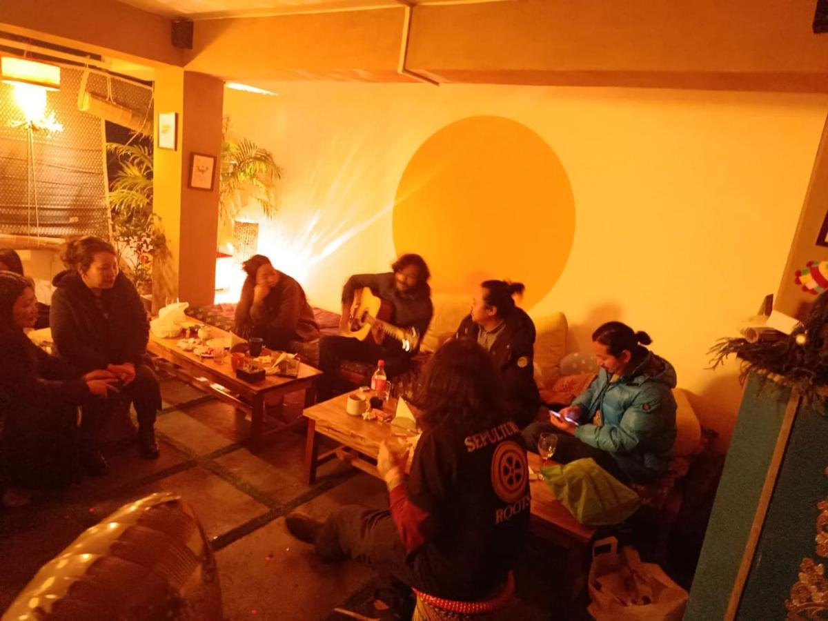 Mellow Fellow Hostel Гангток Екстериор снимка