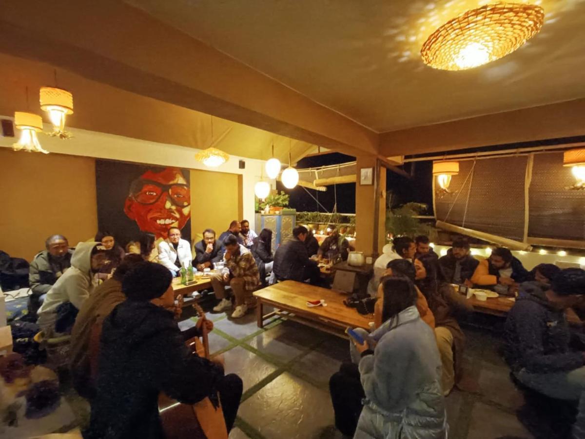 Mellow Fellow Hostel Гангток Екстериор снимка