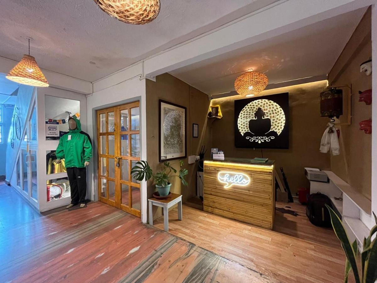 Mellow Fellow Hostel Гангток Екстериор снимка