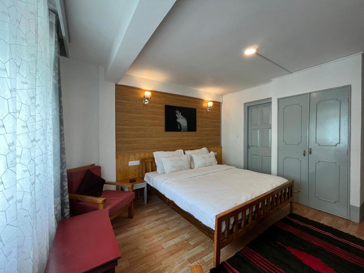 Mellow Fellow Hostel Гангток Екстериор снимка